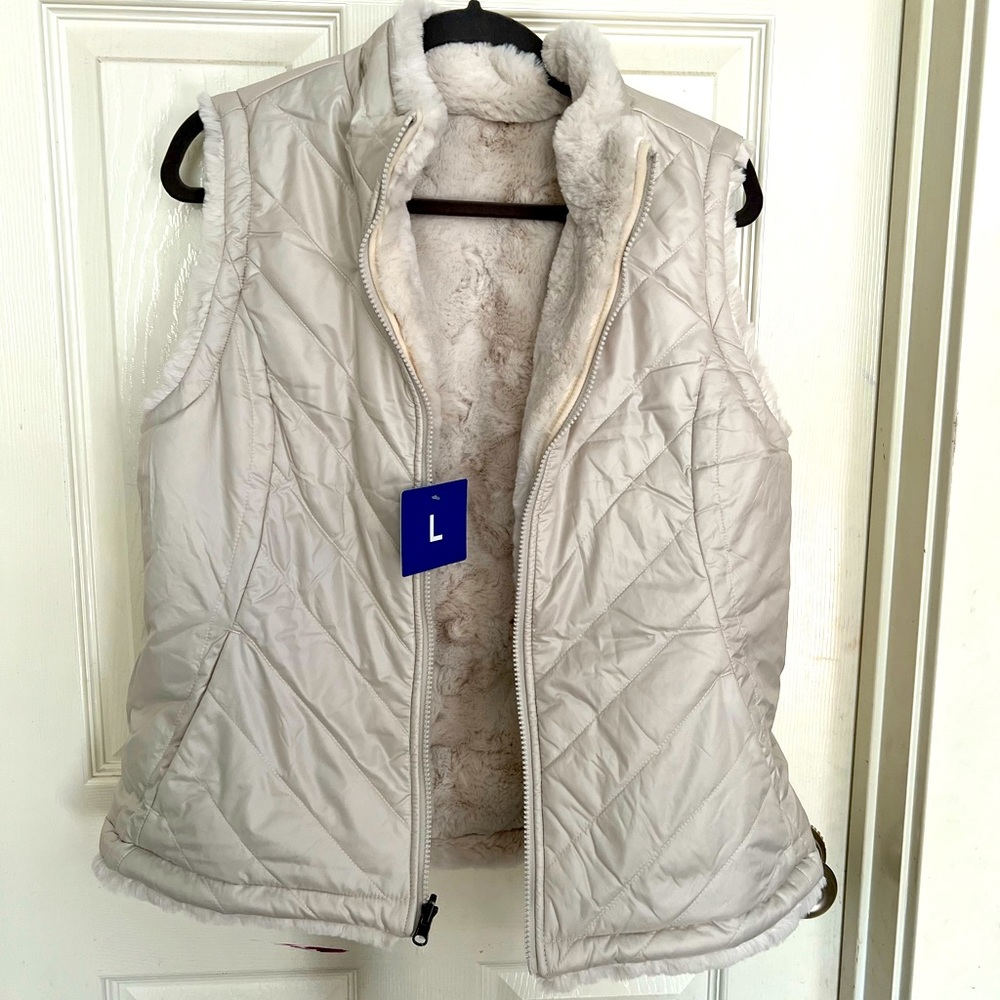NWT Nicole Miller reversible vest